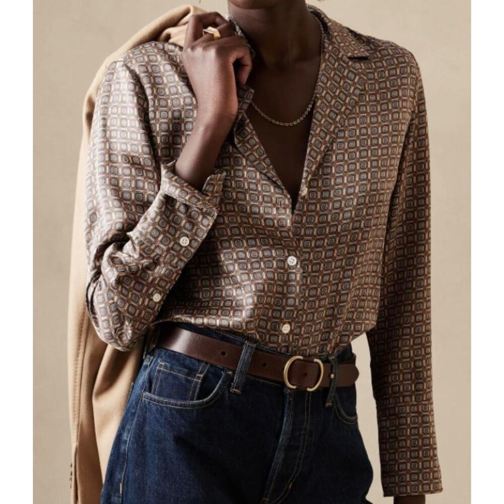 NWT Banana Republic 100% Silk Blouse